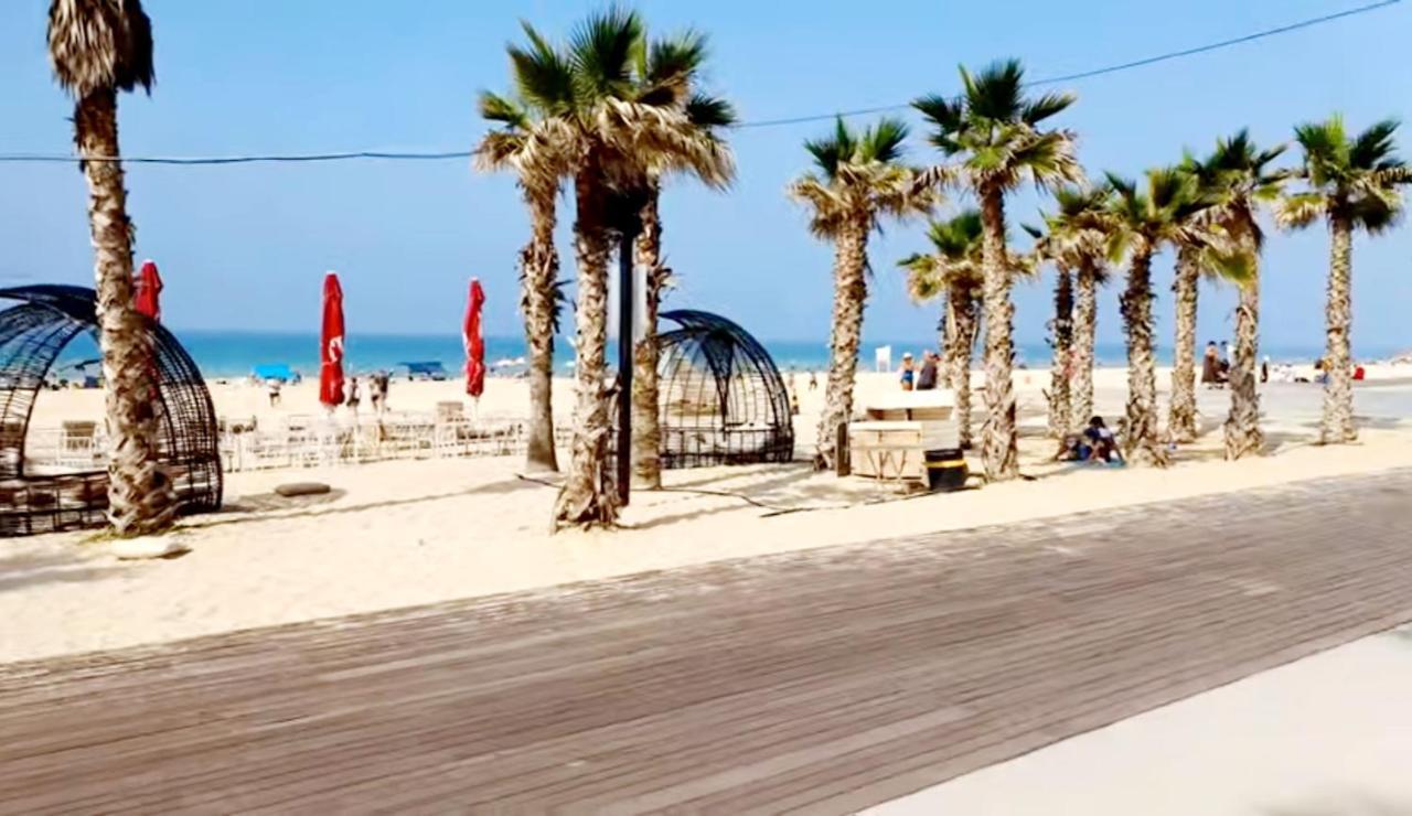 Apart Hotel Tlv/Bat Yam Beach Front 1207 Екстер'єр фото