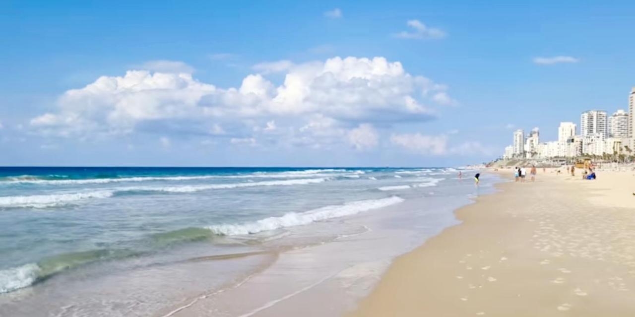 Apart Hotel Tlv/Bat Yam Beach Front 1207 Екстер'єр фото